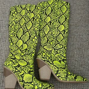 Snake Print Polyeurethane tall boots